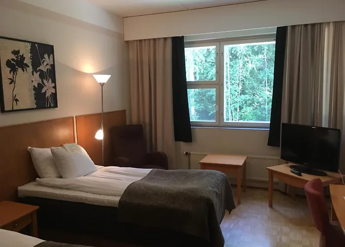 Finlandia Fooninki فندق 3*